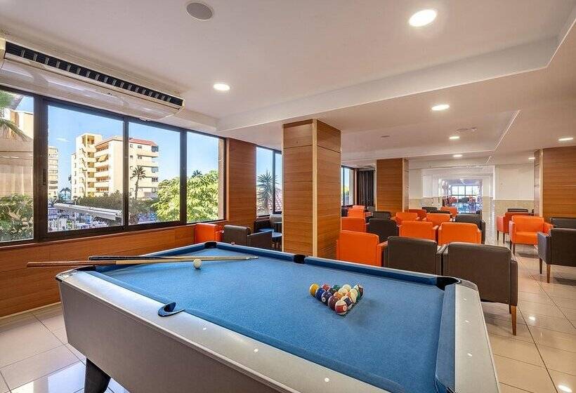 هتل Playas De Torrevieja