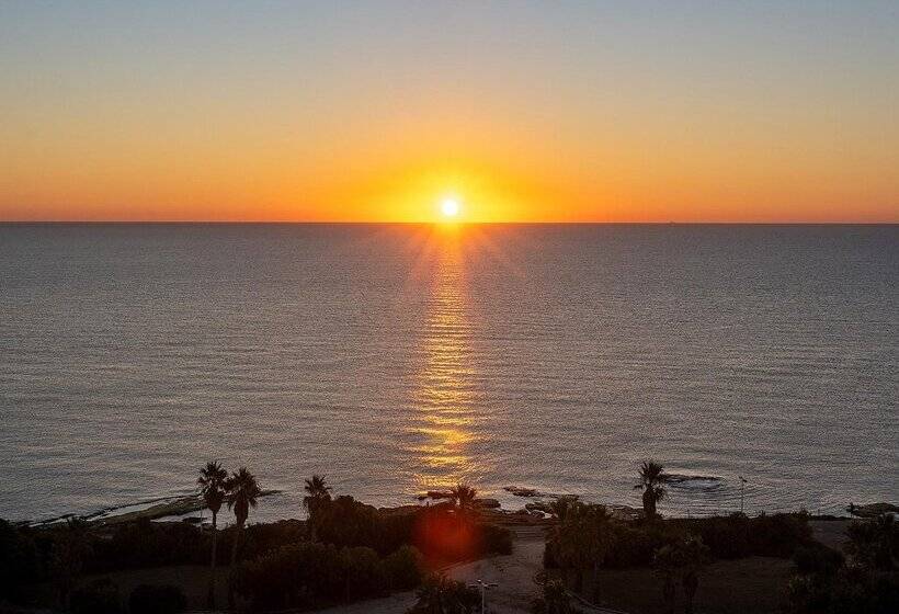 هتل Playas De Torrevieja