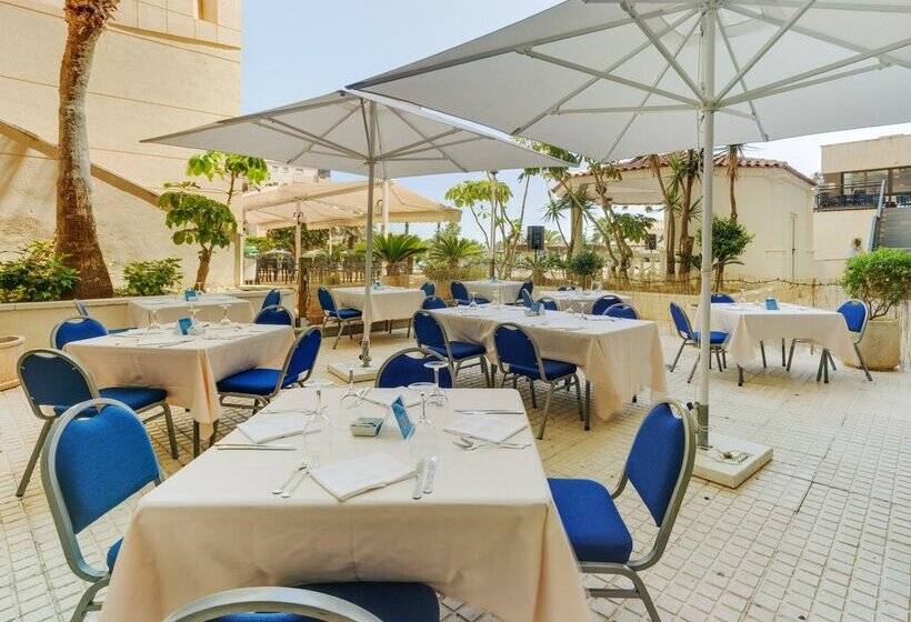 هتل Playas De Torrevieja