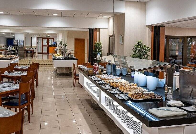 هتل Playas De Torrevieja