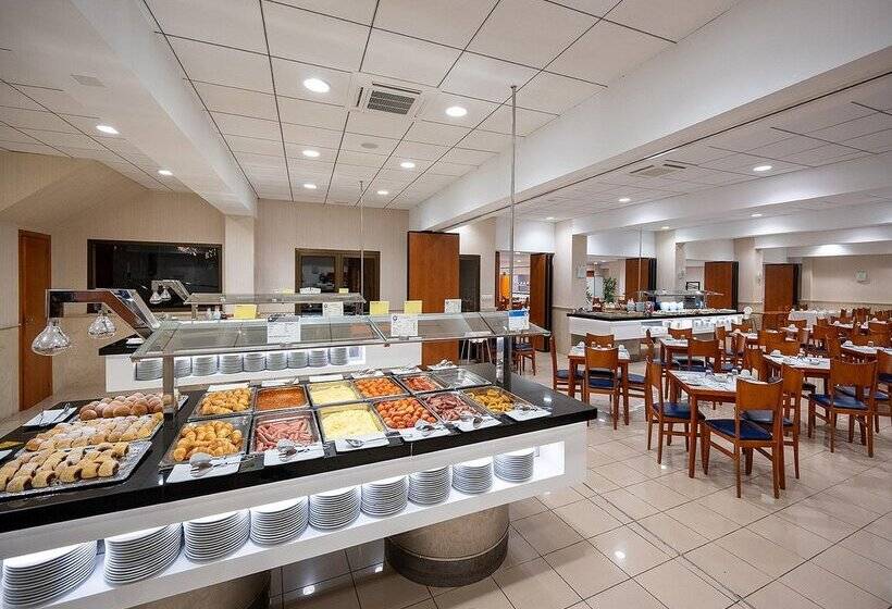 هتل Playas De Torrevieja