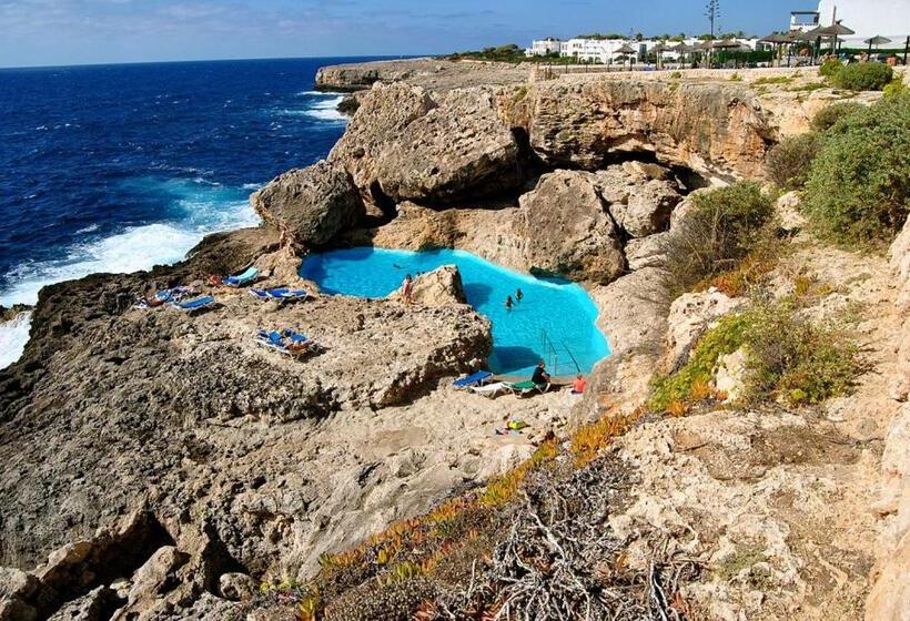 هتل Residencia Santiago Mallorca