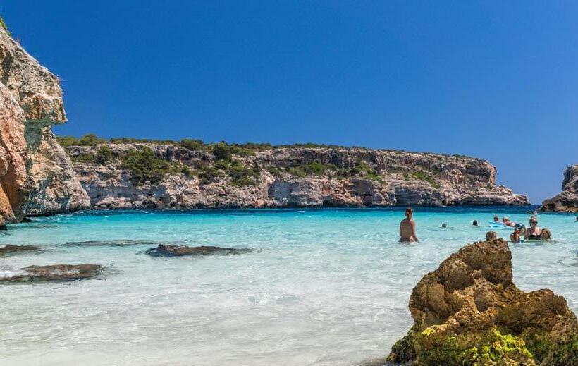 هتل Residencia Santiago Mallorca