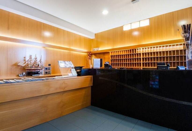 בית מלון כפרי Ruta De Europa