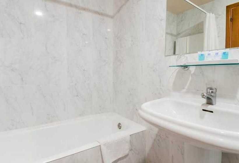 בית מלון כפרי Ruta De Europa