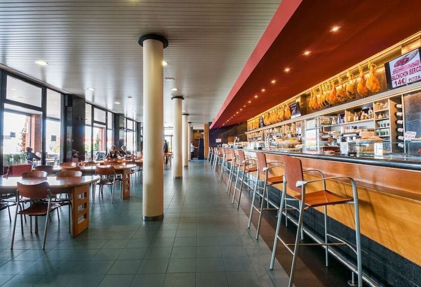 בית מלון כפרי Ruta De Europa