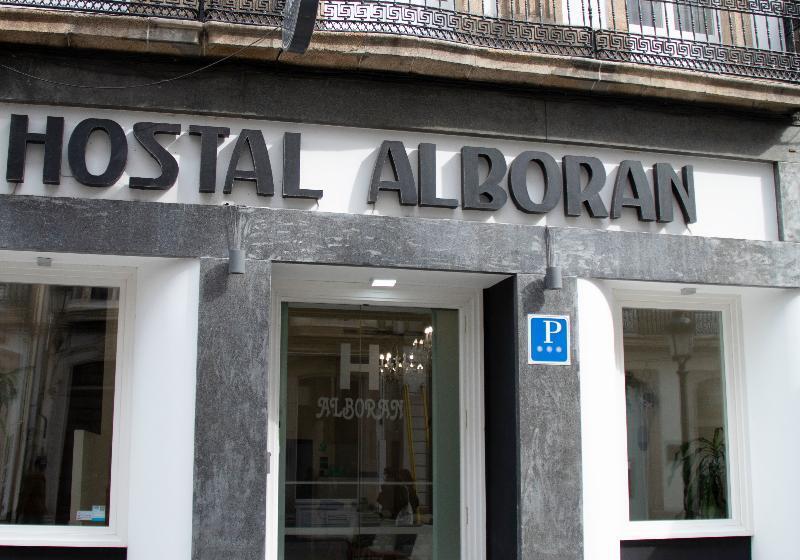 پانسیون Alda Alborán Rooms