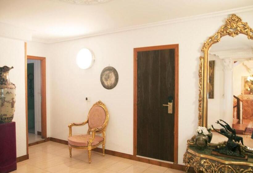 إقامة Dato 2