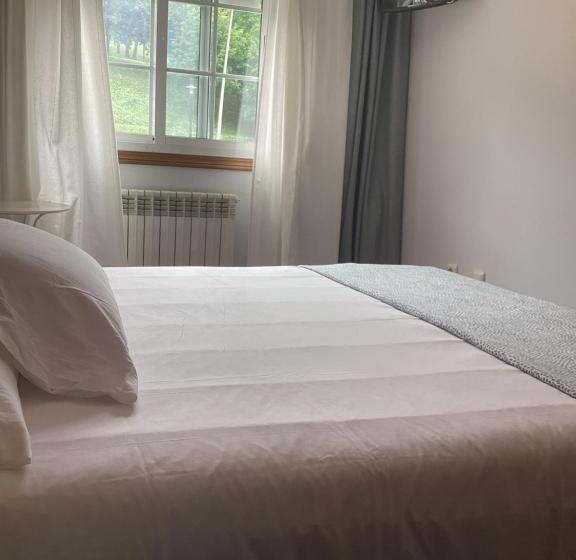 Saudade Hostal Cafetería