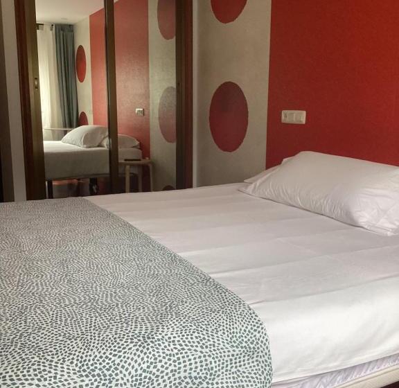 Saudade Hostal Cafetería