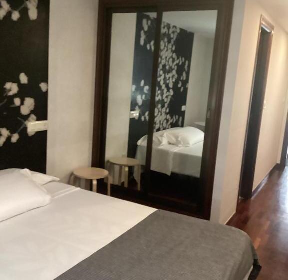 Saudade Hostal Cafetería