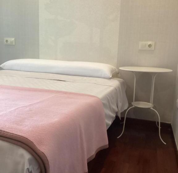 Saudade Hostal Cafetería