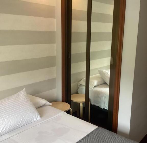 Saudade Hostal Cafetería