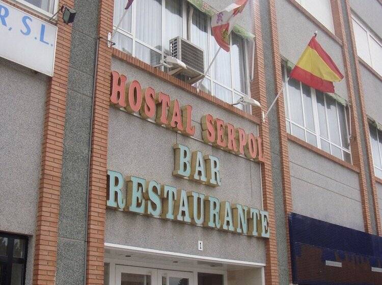هاستل Hostal Serpol