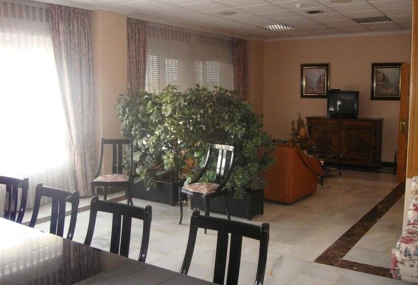 هاستل Hostal Serpol