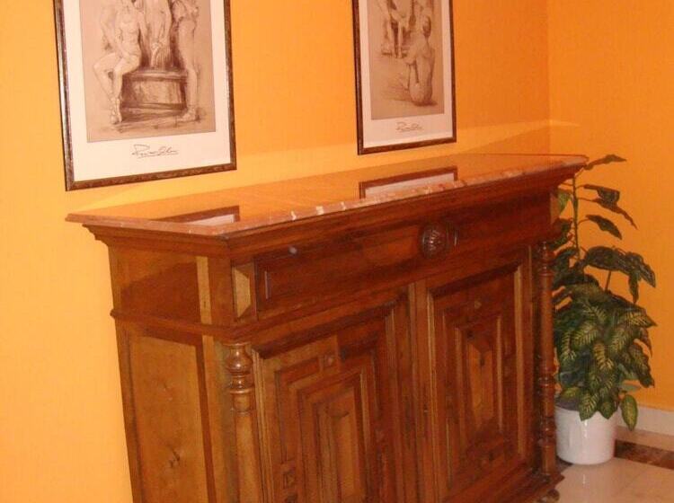 هاستل Hostal Serpol