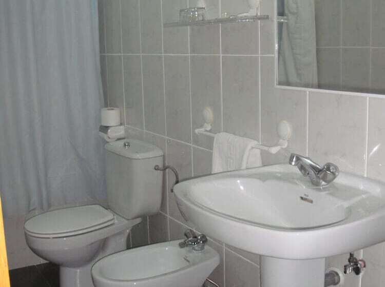 هاستل Hostal Serpol