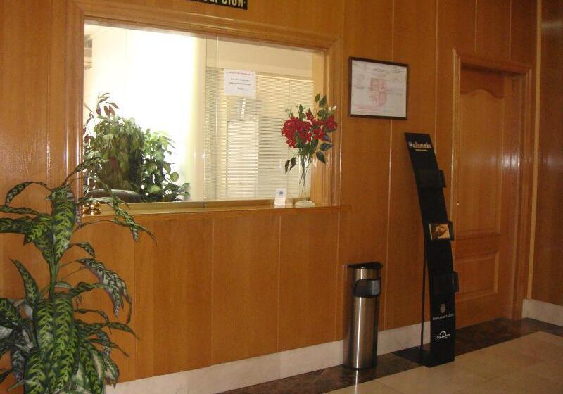 هاستل Hostal Serpol