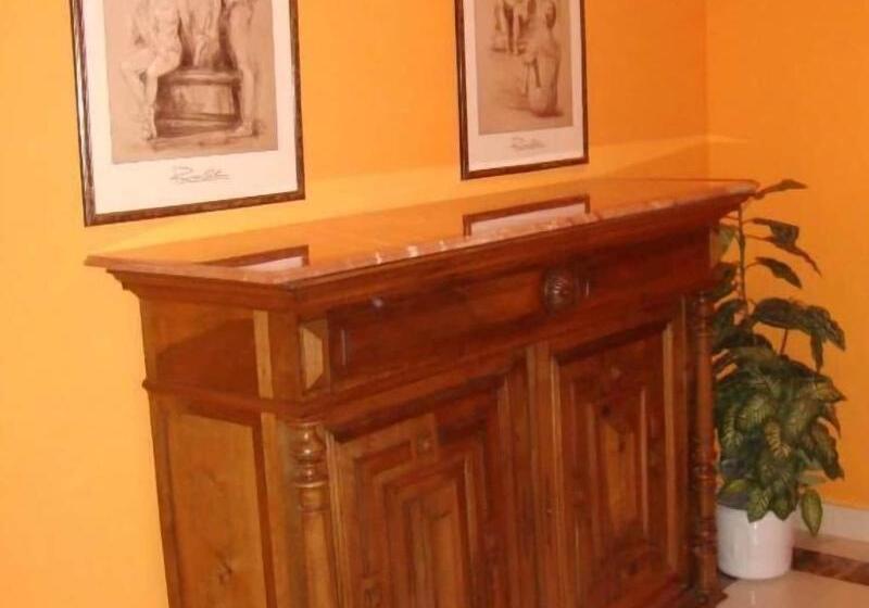 هاستل Hostal Serpol