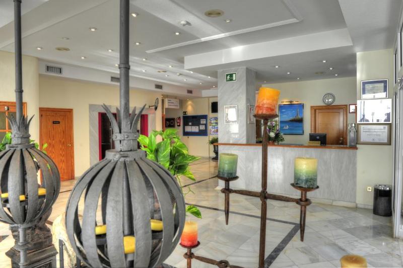 Apartamentos La Mirage