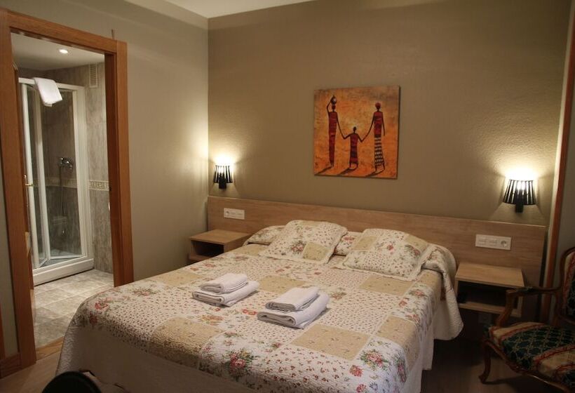 Hostal Acella