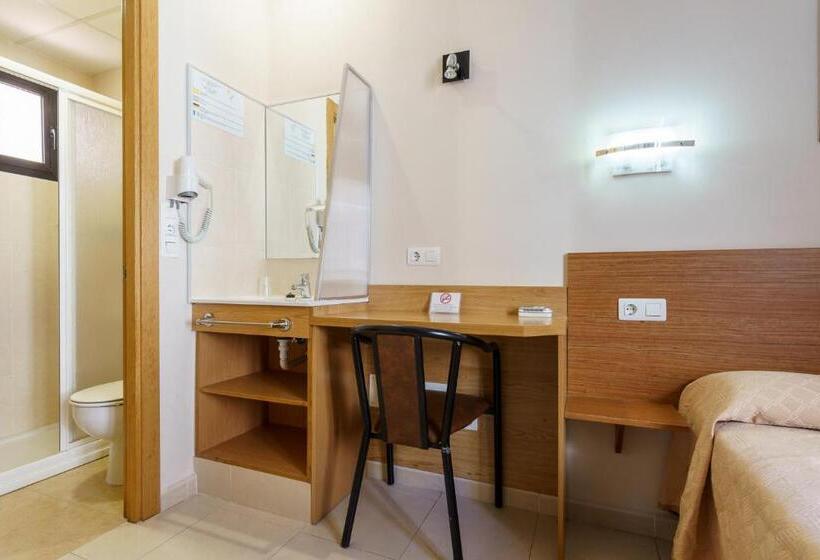 Hostal Costabella Powered By Faro Homes