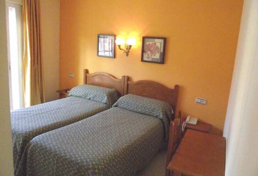 Hostal Italia