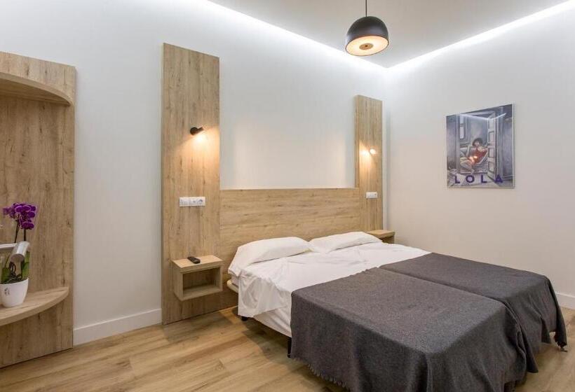 Hostal Manuela By Gaiarooms