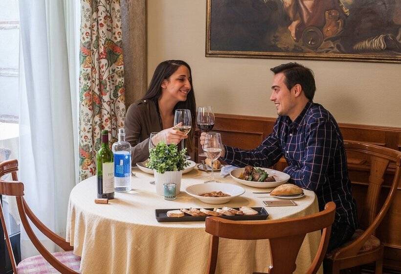 Хостел Miguel De Cervantes