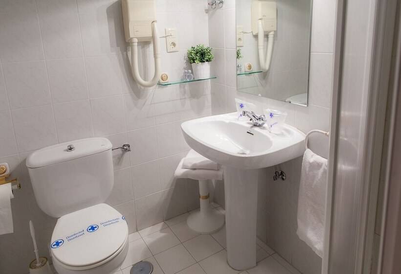 Хостел Miguel De Cervantes