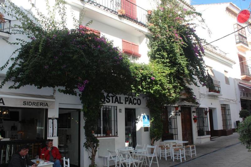 Hostal Paco Marbella