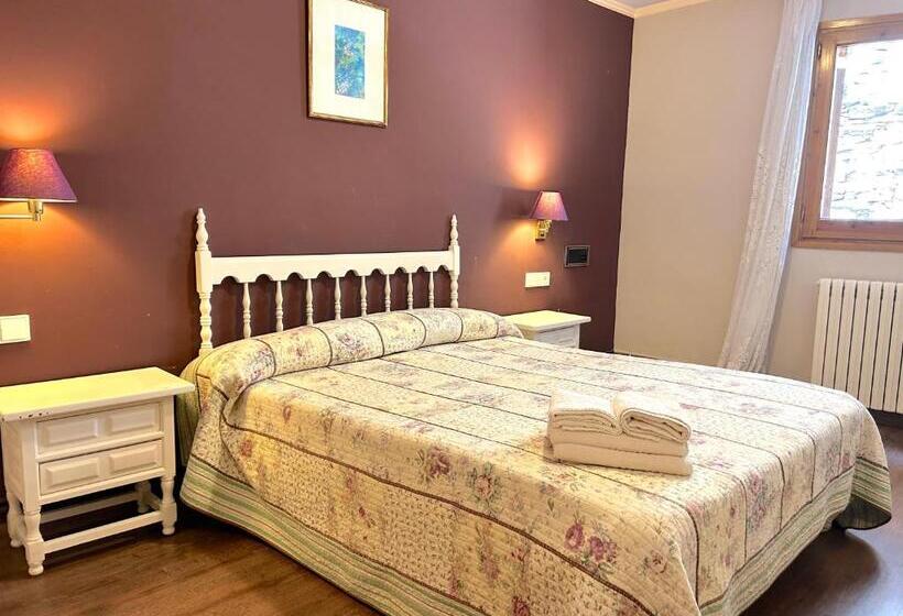 여관 La Posada D àneu By Rural D àneu