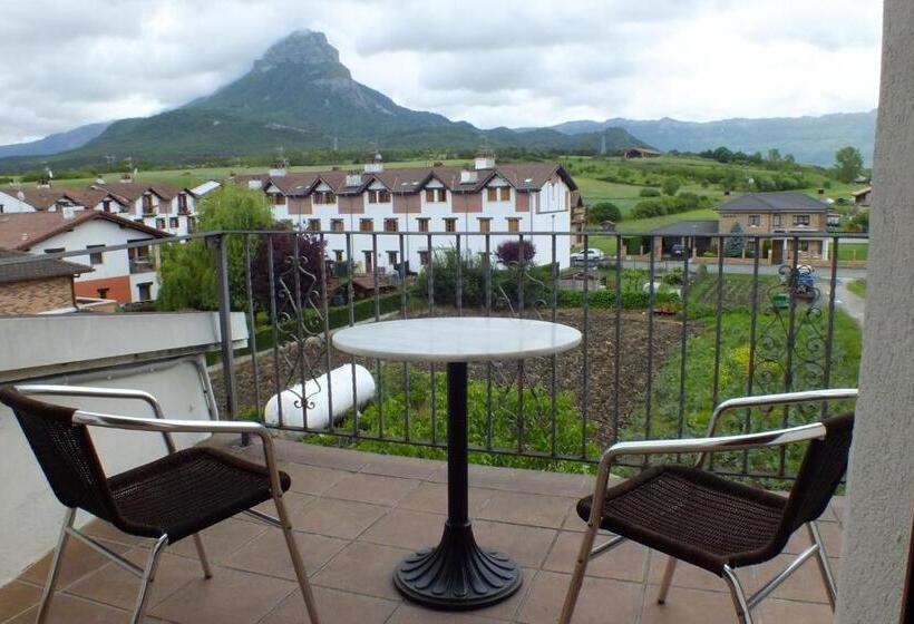 مسافرخانه Rural Izar Ondo