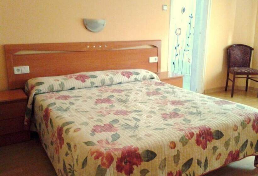 Hostal Urgell
