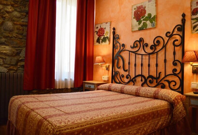 Hostal Vall D Aneu By Arcas & Sambola