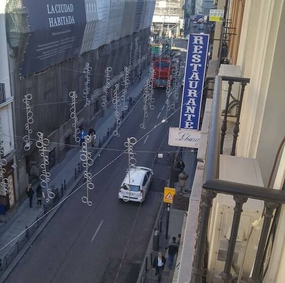 مسافرخانه Veracruz Puerta Del Sol