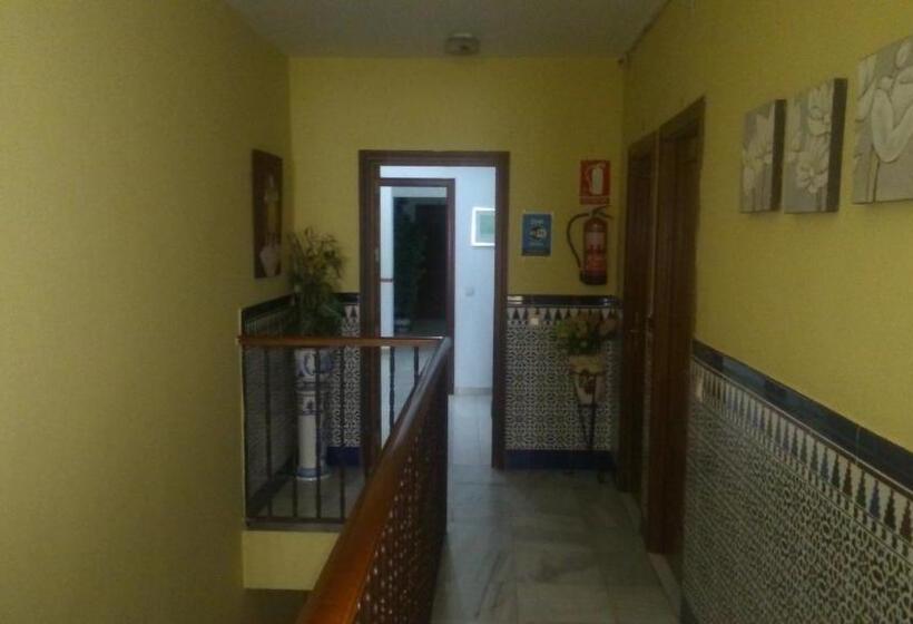 Hostal Virgen Del Rocío