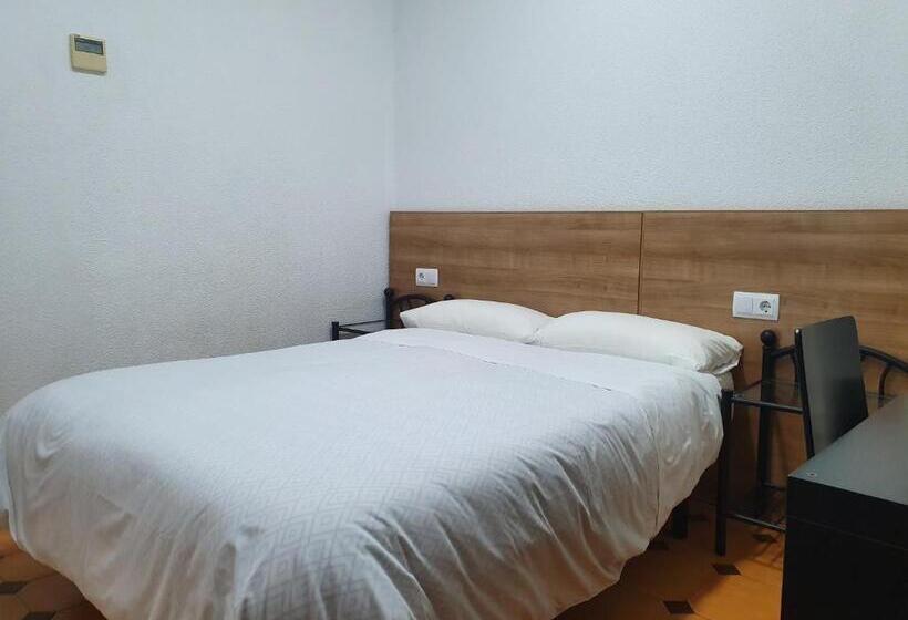 Hostal Zamorán  Madrid Centro Gran Vía Sol