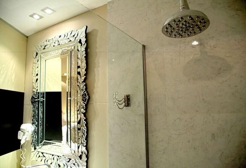 Abalú Design Boutique Hotel Gran Via