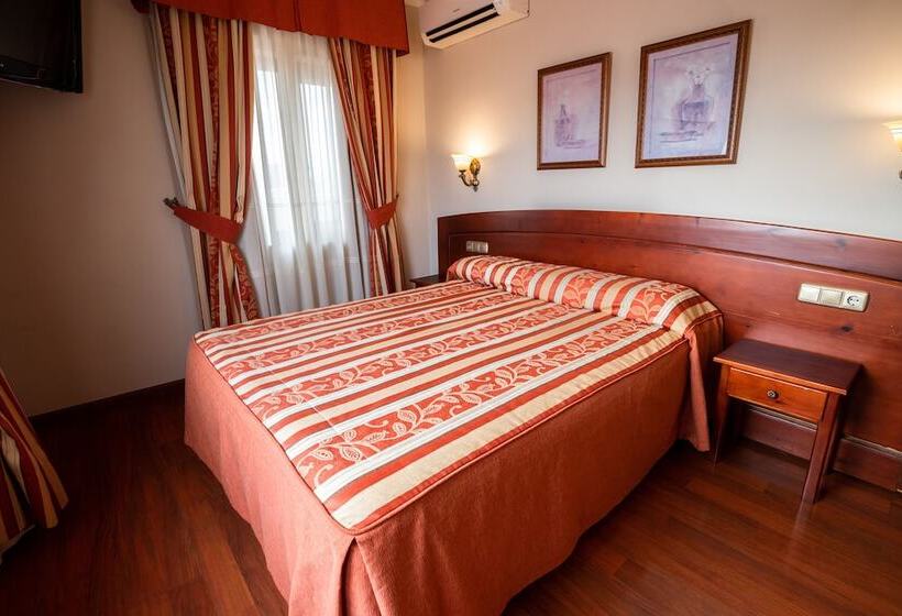 هتل Alameda Málaga