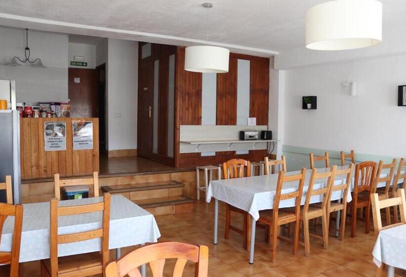 Отель Albergue Puente Para Peregrinos