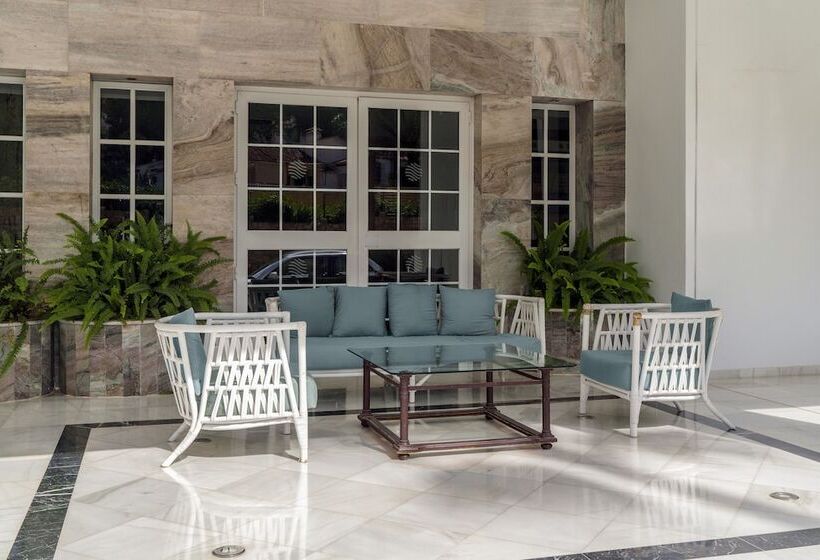 Отель Aluasun Costa Park