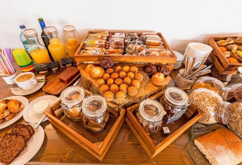 Hotel Apartamentos Trainera