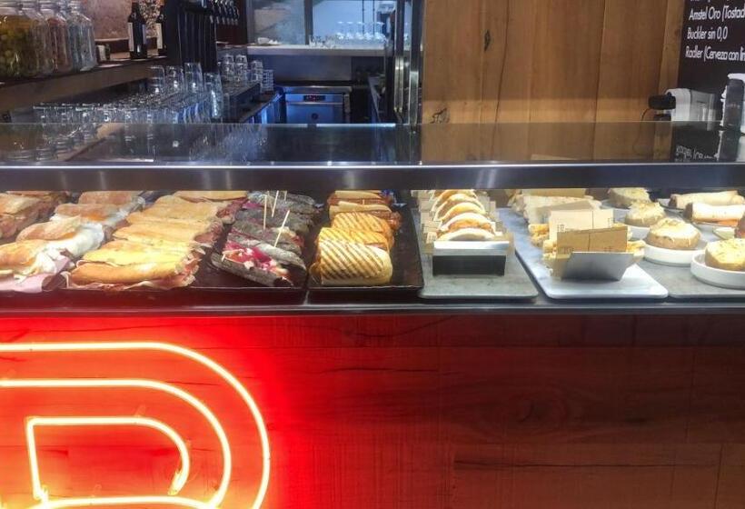 酒店 Bearan Bar & Rooms