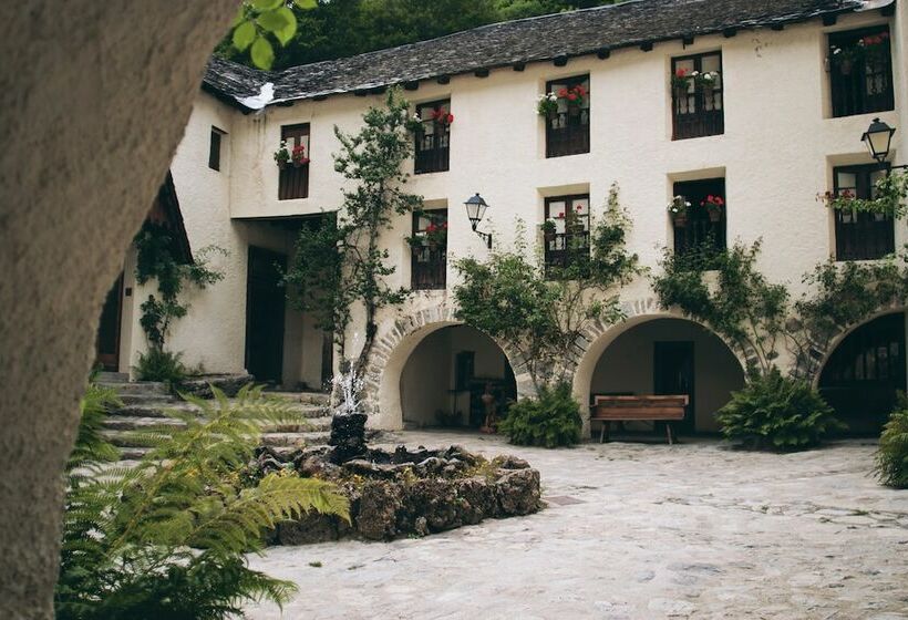 בית מלון כפרי Caldas