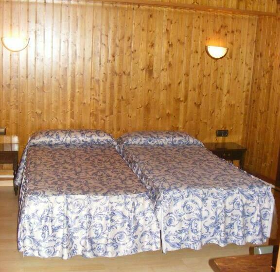 בית מלון כפרי Europa