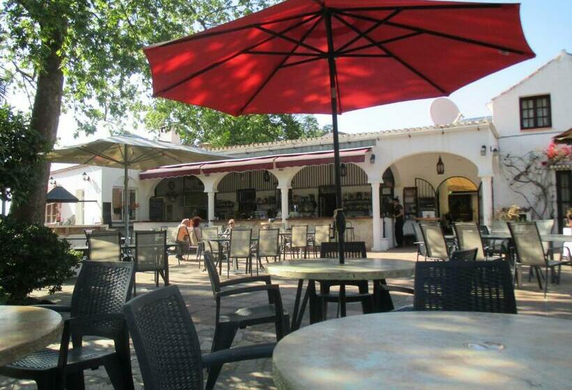 فندق Finca La Mota