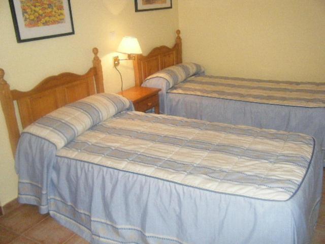 ホテル Hostal Albe