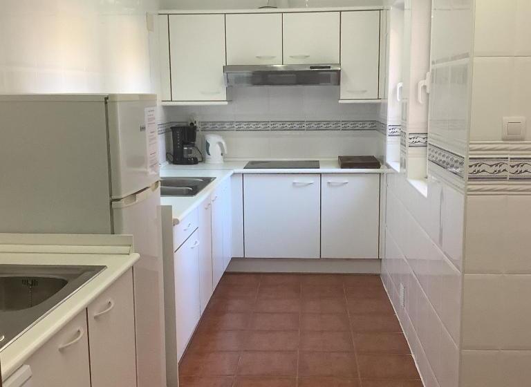 ホテル Hostal Albe