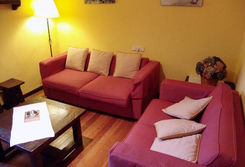 酒店 Hostal Ayestaran Ii